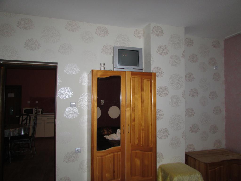 Morska Zvezda Guest House Pomorie Habitación foto